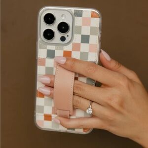 Stylish Checkered Phone Case with Hand Strap